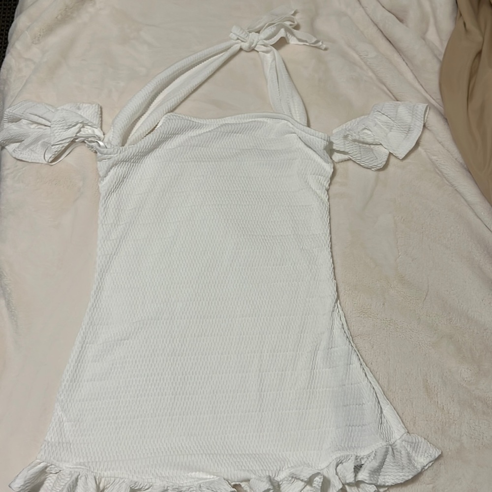 White shein romper never worn tag still on